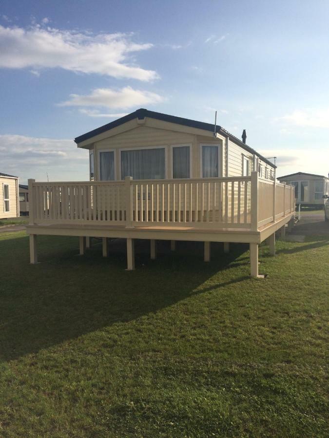 M68 3 Bedroom, 6 Berth Caravan Sand Le Mere Tunstall  외부 사진